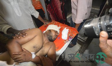 বরিশালে শ্রমিক নেতা সুমন মোল্লাকে হত্যাচেষ্টা